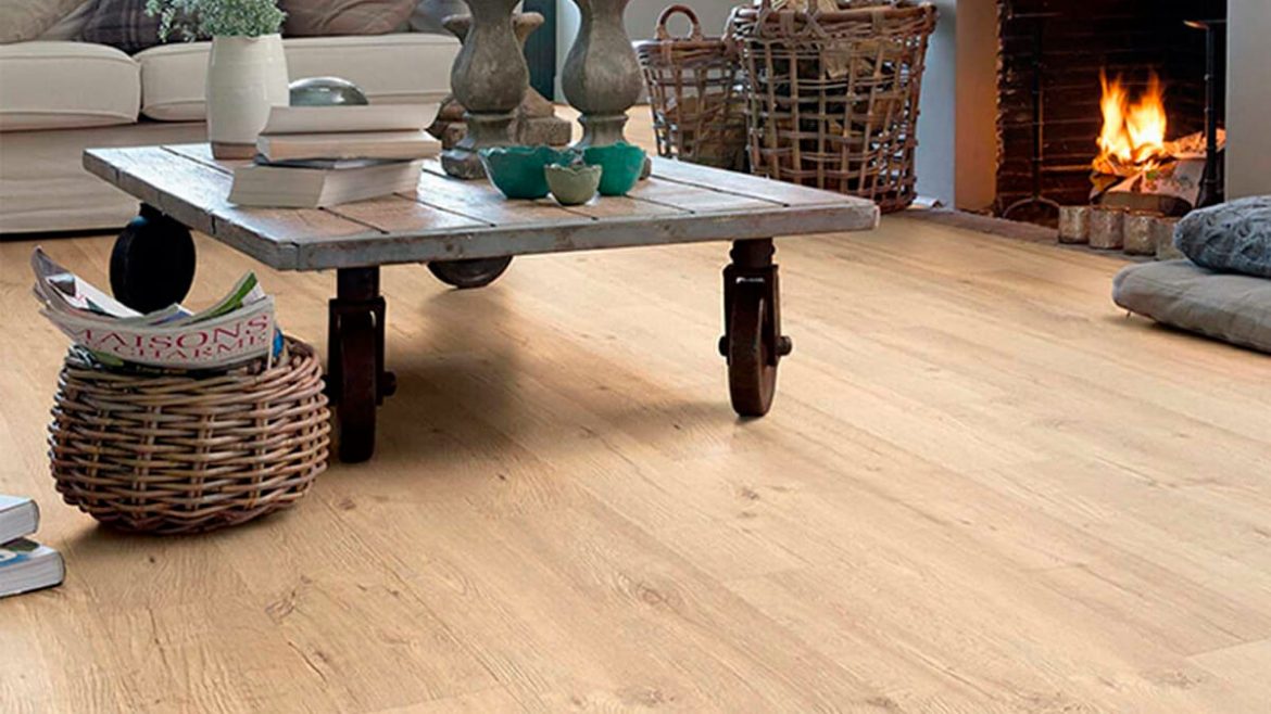 ¿Un suelo laminado para tu salón?