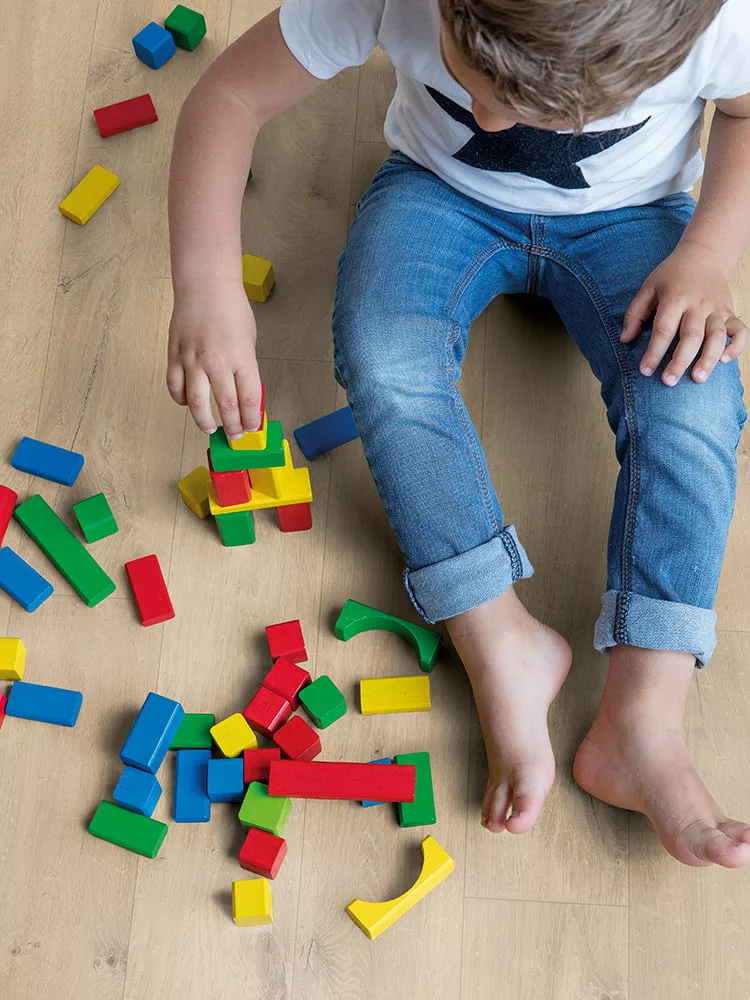 natural-kids-room-floor Suelos laminados 12 mm